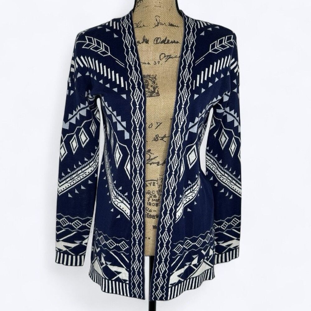 Pink Republic Cardigan Sweater Sz M Blue Long Sleeve Southwest Aztec‎ Print